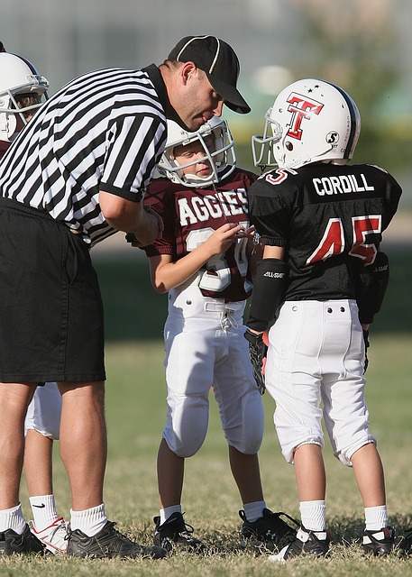 今天全国民航预计飞行航班18766班.